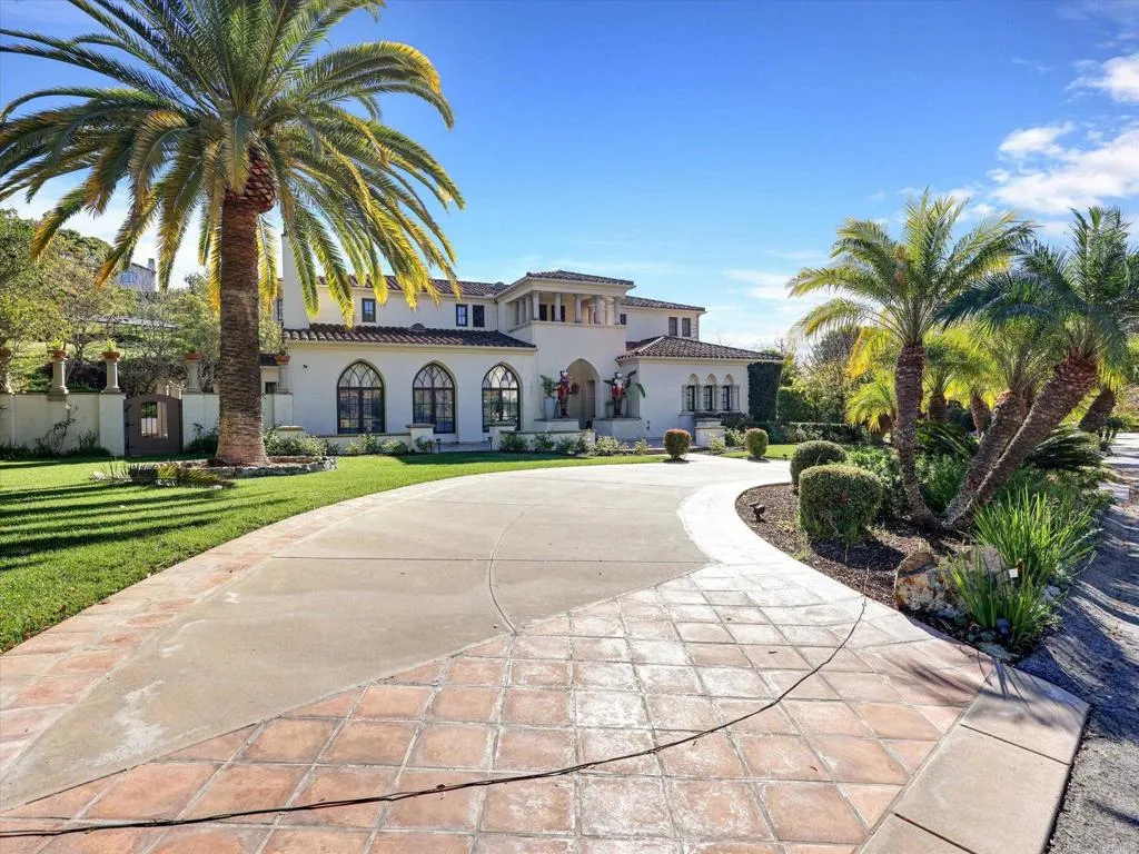 https://cdn.realtyfeed.com/cdn/127/306796959/5ee48dd48a36cb0657f2eeb1deaad466.webp