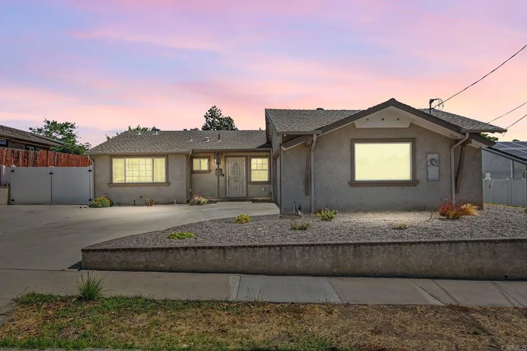 8378 Lake Ashwood Avenue, San Diego, CA 92119 - Photo 2 of 23, San Diego, CA