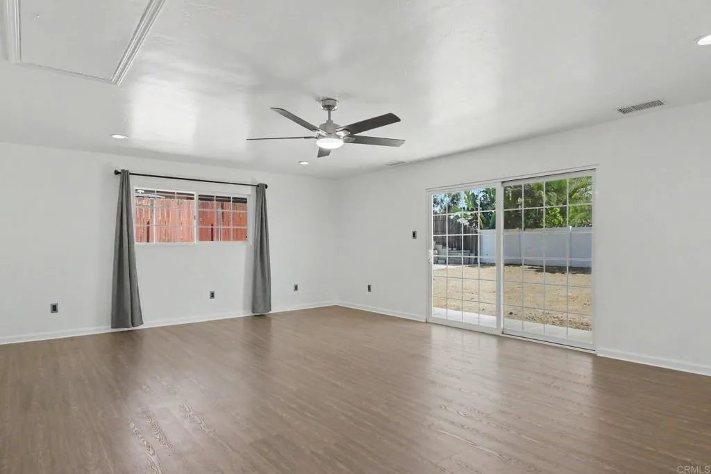 https://cdn.realtyfeed.com/cdn/127/306796973/b76113602b6cffa82178f749a8c85e9a.webp