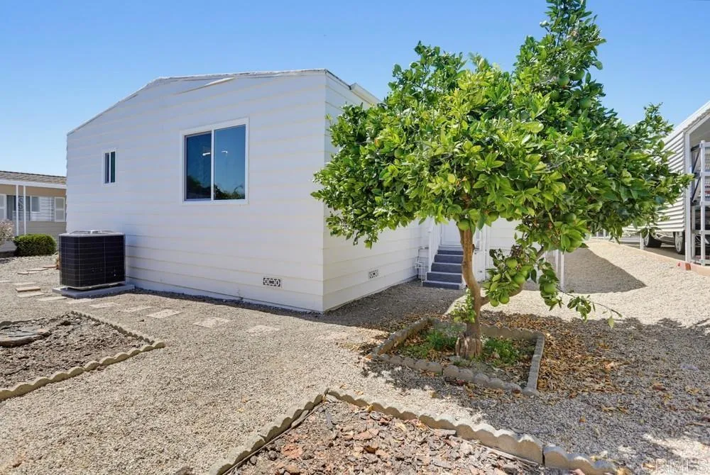 https://cdn.realtyfeed.com/cdn/127/306796996/8440baad93c7281a3136b5ae8e715586.webp