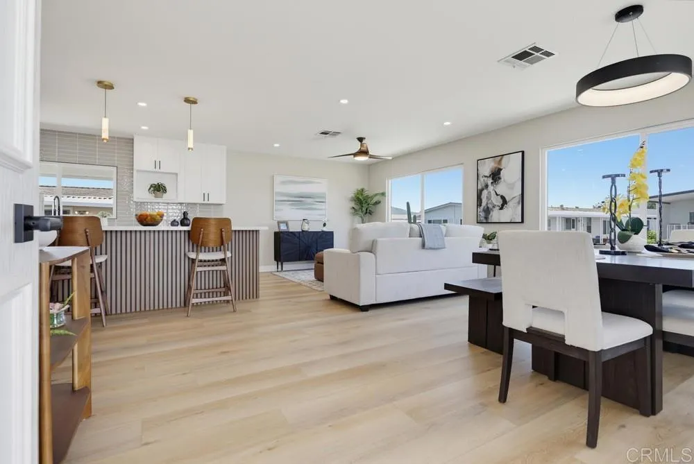 https://cdn.realtyfeed.com/cdn/127/306796996/d92be765225101459b287245fadb400f.webp