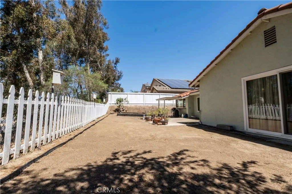 https://cdn.realtyfeed.com/cdn/127/306797069/98e0d05fe0b957894691b1f71d51f69b.webp