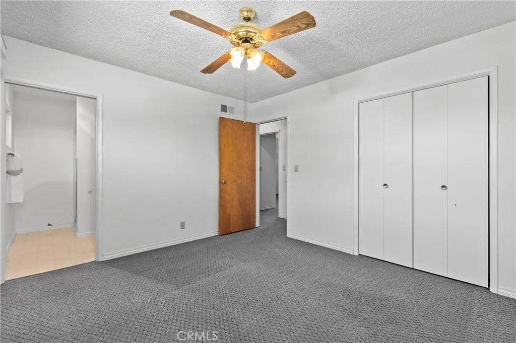 https://cdn.realtyfeed.com/cdn/127/306797076/8f41a0f71b7ff9098da98d9bb5166fce.webp