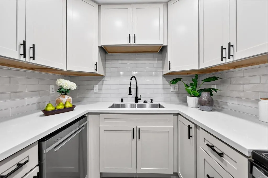Photo #11: PTP2606344 Listing: Photo #11