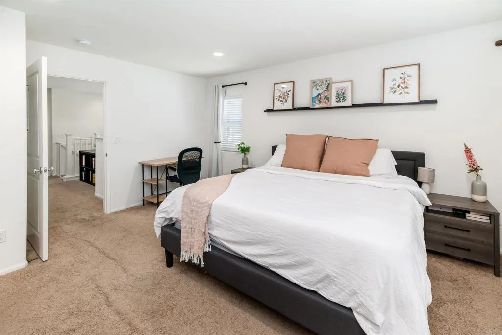 https://cdn.realtyfeed.com/cdn/127/306797086/0f5ae0ec8359fa2a8e6ed18f3ac0d6fe.webp