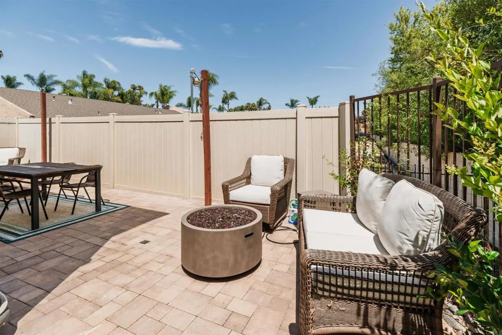 https://cdn.realtyfeed.com/cdn/127/306797086/88f473a951e716b4455447e313ca85f9.webp