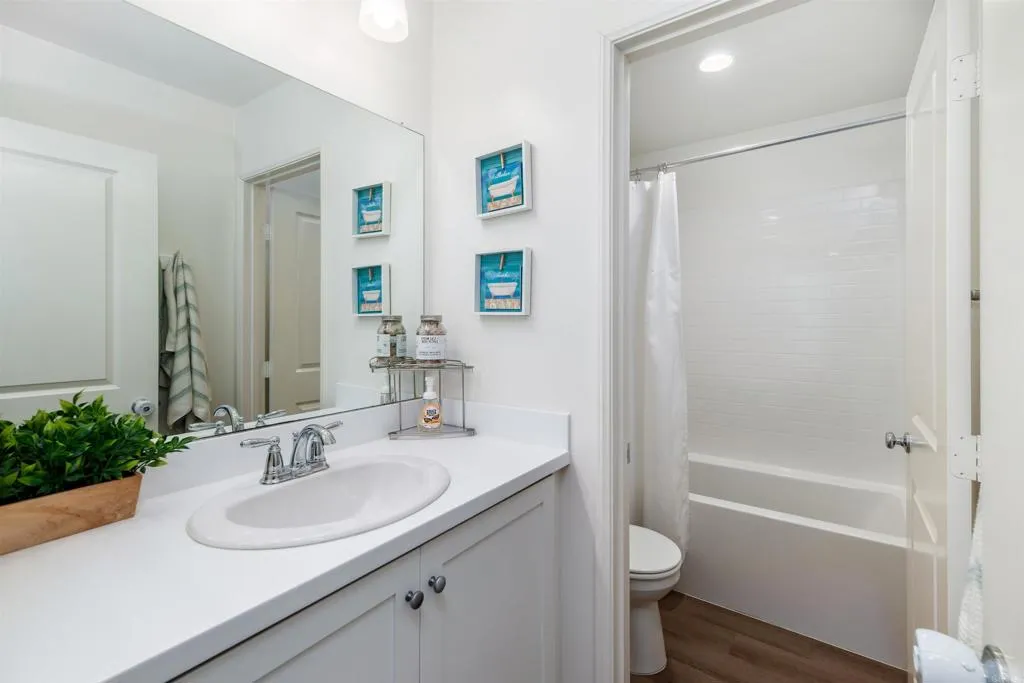 https://cdn.realtyfeed.com/cdn/127/306797086/b51d2c0aa760d48859fcf401c1a6402b.webp