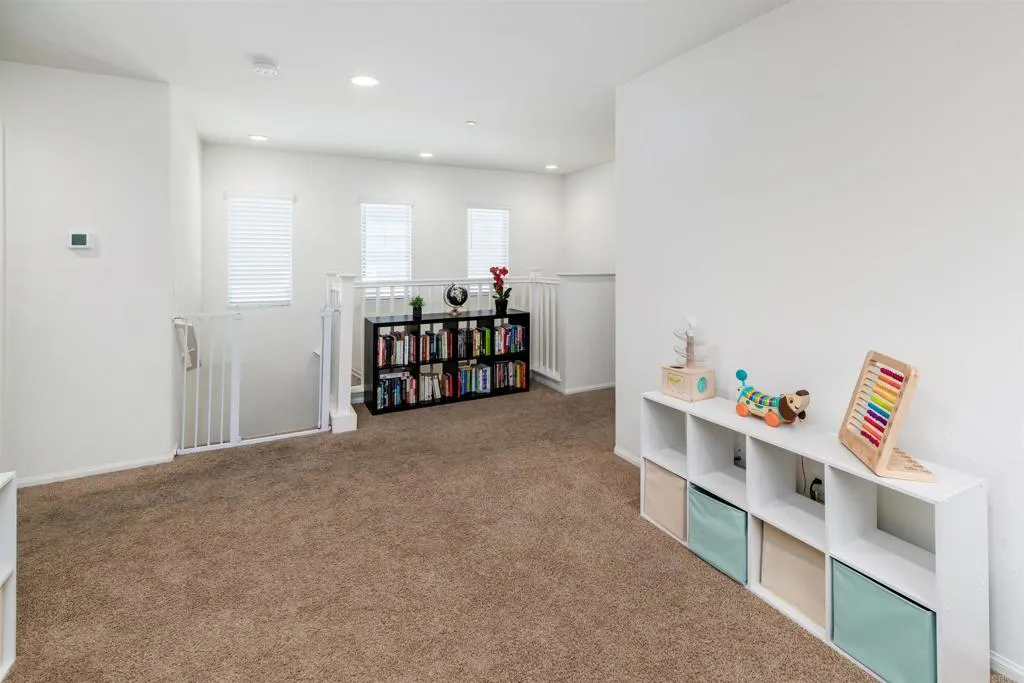 https://cdn.realtyfeed.com/cdn/127/306797086/e4c0809494c245cc2cfe5a37def70473.webp
