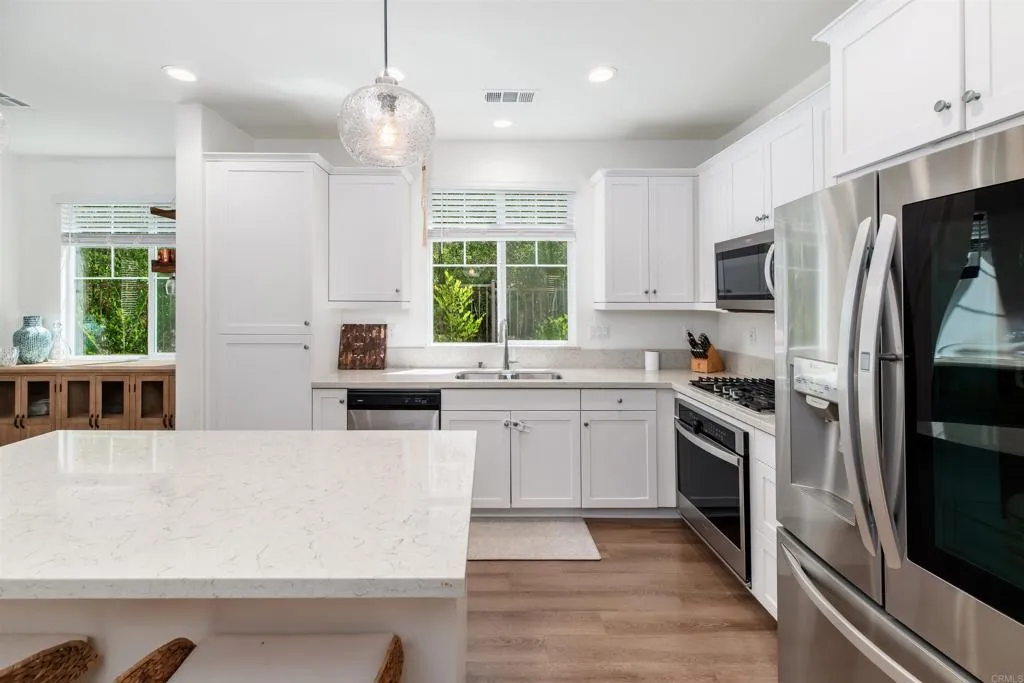 https://cdn.realtyfeed.com/cdn/127/306797086/f09cdea83df71374a5c0671310dac7e2.webp