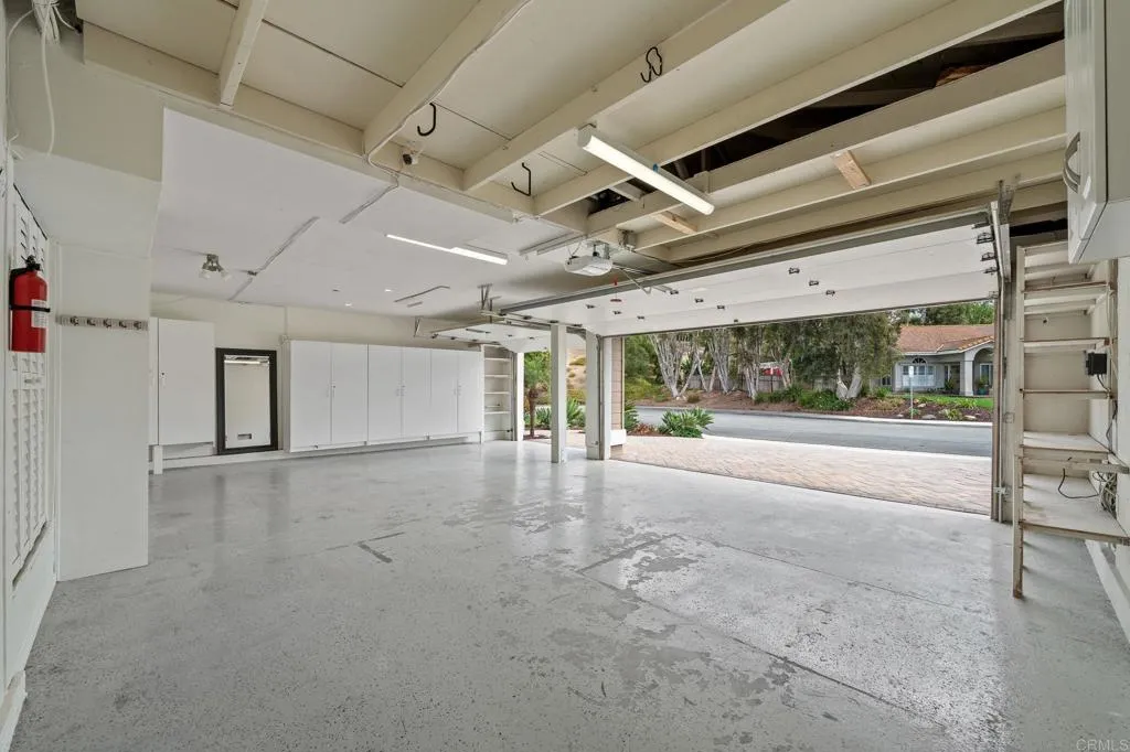 https://cdn.realtyfeed.com/cdn/127/306797150/582f38577df13beffb1a4d07f01c3cdf.webp