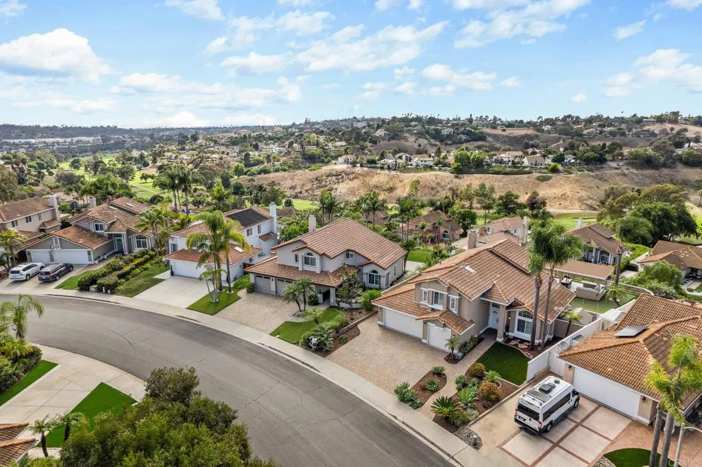 https://cdn.realtyfeed.com/cdn/127/306797150/9e9371a7fcab88f9dfa86732b0fea35a.webp