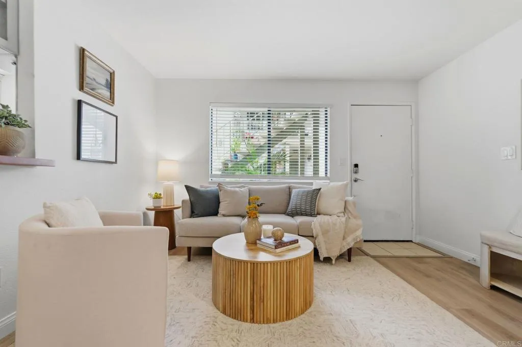 https://cdn.realtyfeed.com/cdn/127/306797166/21dfefea8d262766bbb8f995f9722a11.webp