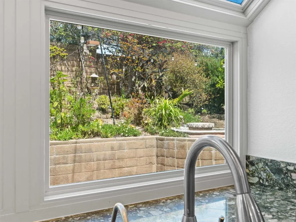 https://cdn.realtyfeed.com/cdn/127/306797169/06b73500cea4b967c0d29de04a057b19.webp