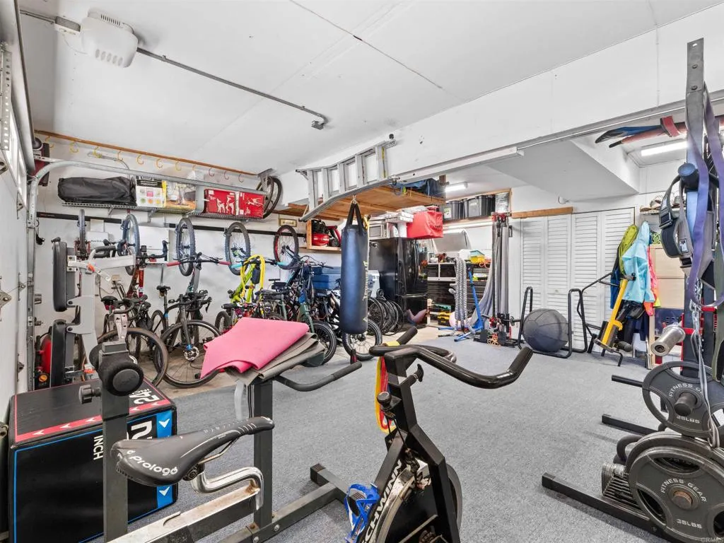 https://cdn.realtyfeed.com/cdn/127/306797169/680ad18db9fd3223f4d38579f2ebc371.webp