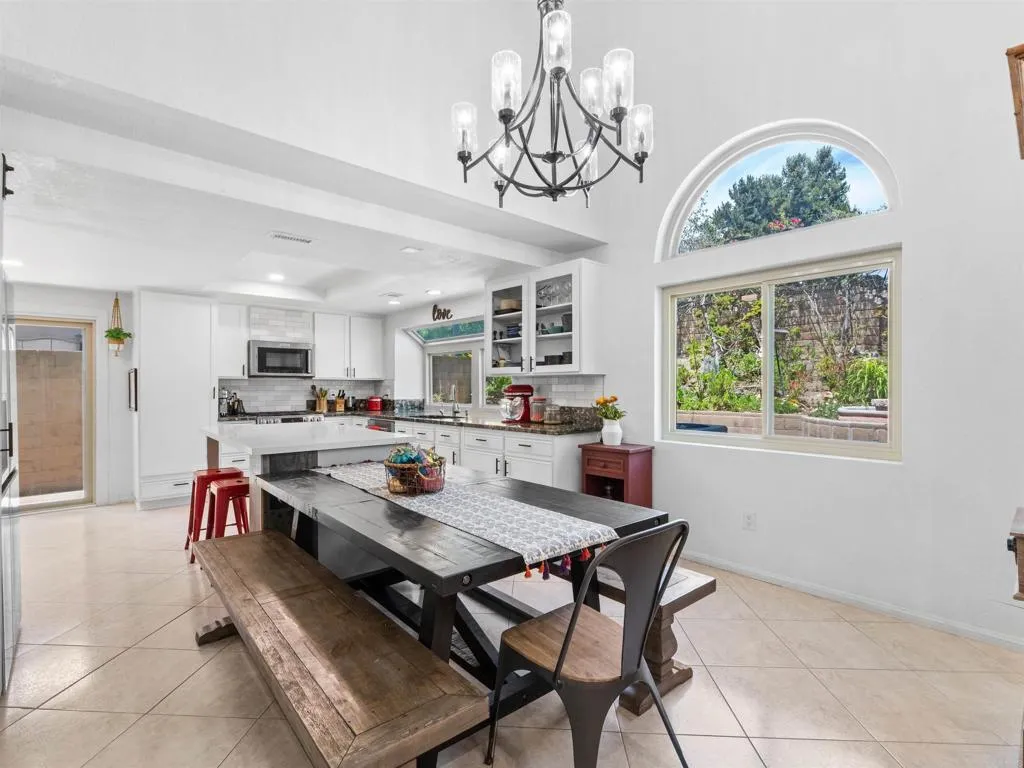 https://cdn.realtyfeed.com/cdn/127/306797169/6bf0bf7f421a1d4e91a0267e52f62d4a.webp