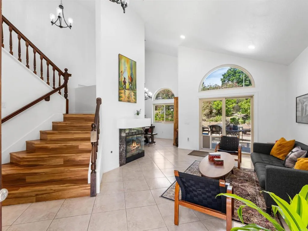 1523 Madrid Drive, Vista, CA 92081 - Photo 5 of 49, Vista, CA