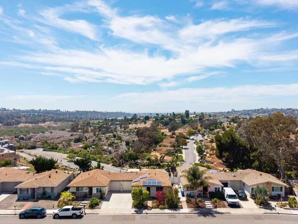 https://cdn.realtyfeed.com/cdn/127/306797184/3704919acaa766d6832f213c2166b2c4.webp