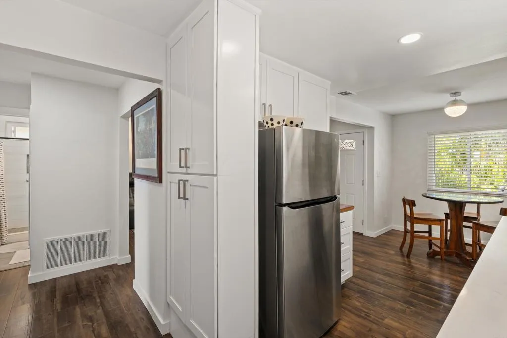 https://cdn.realtyfeed.com/cdn/127/306797184/6969fca24579f2235ddb08df5629ccbd.webp