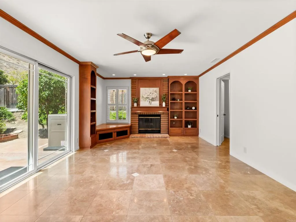 https://cdn.realtyfeed.com/cdn/127/306797231/487e6c7e359e20aeb9fe16cdf3f57f54.webp