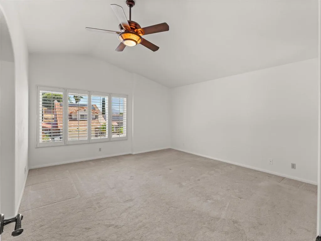 https://cdn.realtyfeed.com/cdn/127/306797231/7bb74dfa0af72a7214b2ae555e2d4bb5.webp