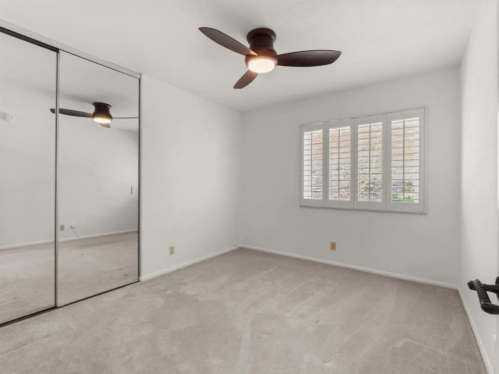 https://cdn.realtyfeed.com/cdn/127/306797231/be9334b5e6b5964b7ef279ce3d0de7bb.webp