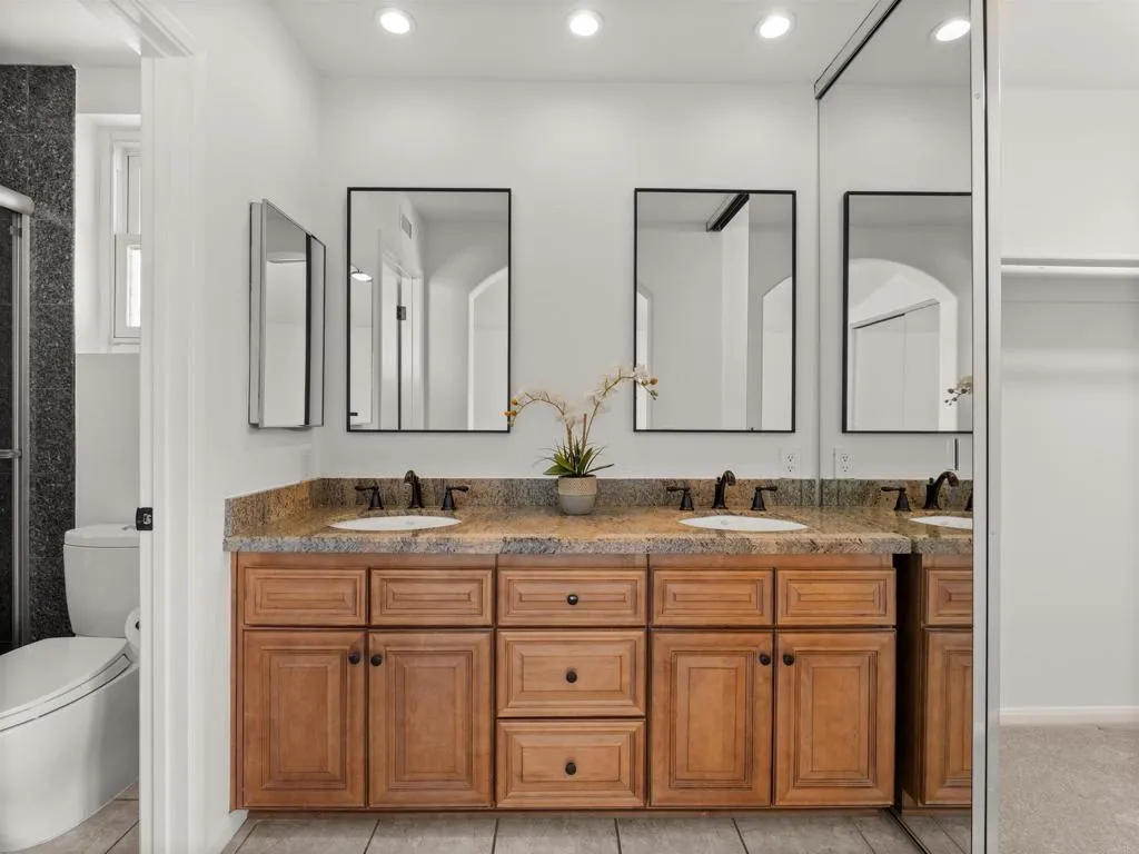 https://cdn.realtyfeed.com/cdn/127/306797231/f65a1b2fc19f97f524815ce3965f7dc5.webp