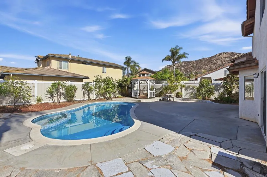 https://cdn.realtyfeed.com/cdn/127/306797232/00d0eb3d273c09d630eadf2fd8d5e1e4.webp