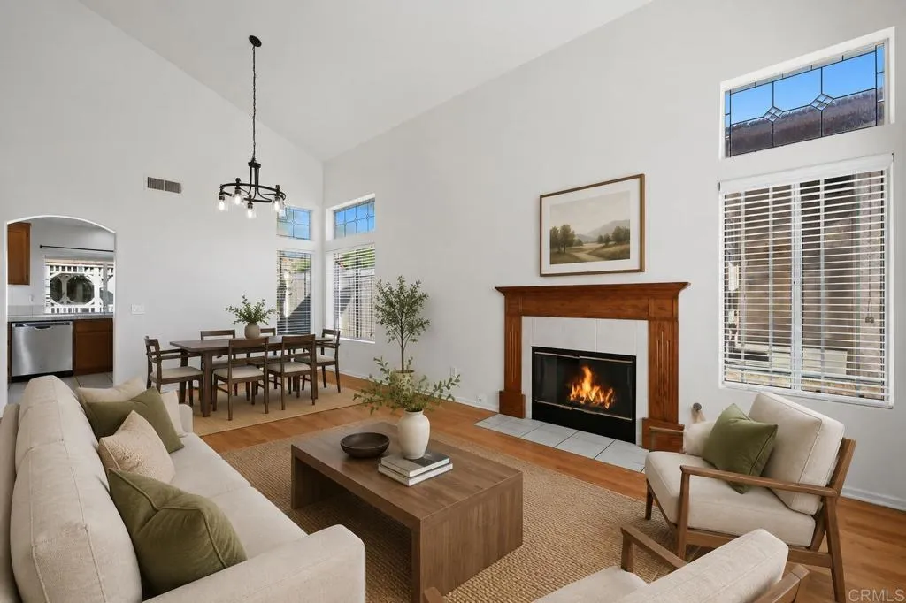 https://cdn.realtyfeed.com/cdn/127/306797232/03173f977a6796b95231bc121ae7d2c1.webp