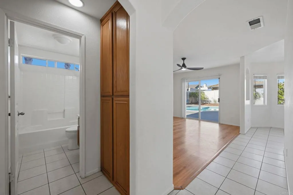 https://cdn.realtyfeed.com/cdn/127/306797232/1fd575abd5b1ade079943cf36cefa14a.webp