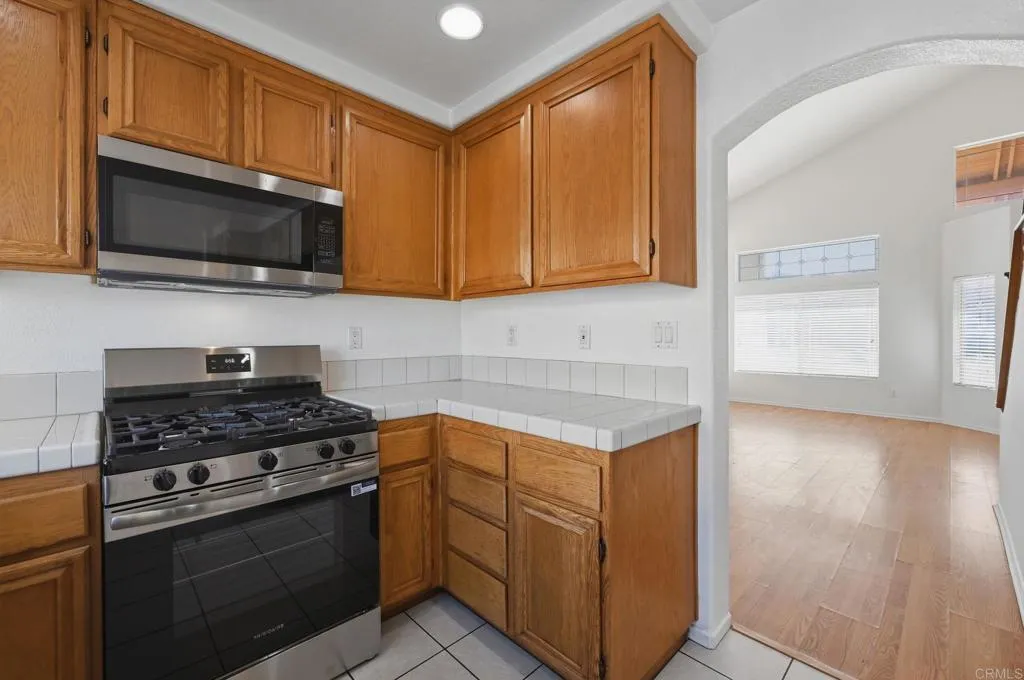 https://cdn.realtyfeed.com/cdn/127/306797232/21e5d346d42c320663bbae11b46024ce.webp
