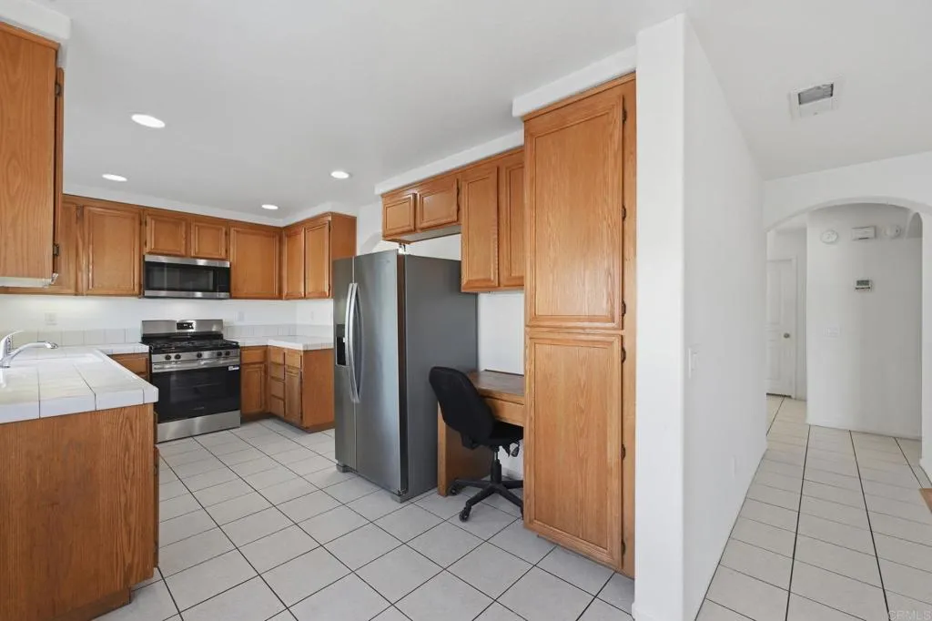 https://cdn.realtyfeed.com/cdn/127/306797232/9a1aab2dc327d3706916119e0284fa4e.webp