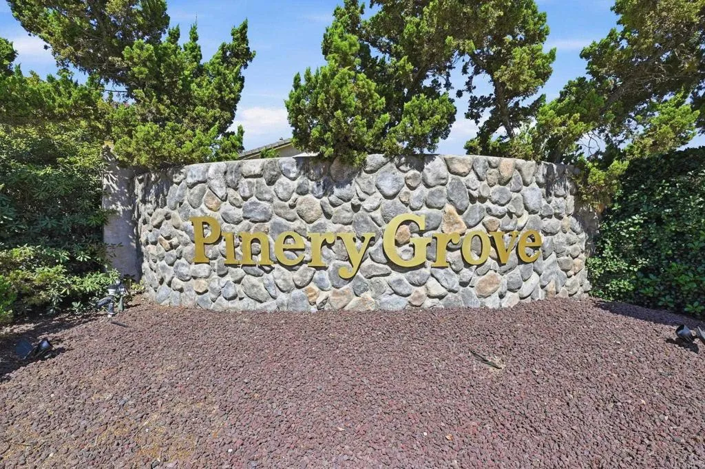 https://cdn.realtyfeed.com/cdn/127/306797232/d82cf1820e13b3900a12017332eeed20.webp