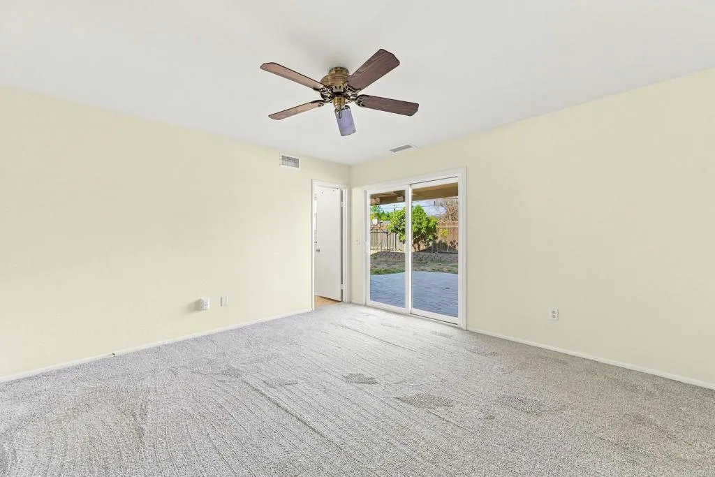 https://cdn.realtyfeed.com/cdn/127/306797348/15067dc827d5c730b5797f3fb604ed1f.webp