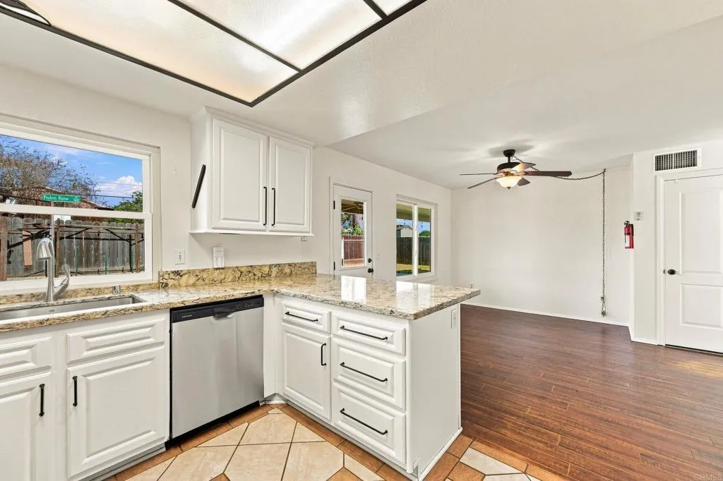 https://cdn.realtyfeed.com/cdn/127/306797348/79367c7ff03b838a29f671090b62ba27.webp