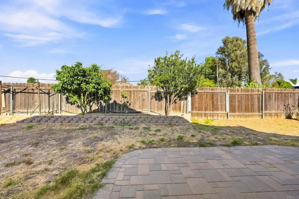 https://cdn.realtyfeed.com/cdn/127/306797348/8897fdfb6a473dfed899ea81f670dda7.webp