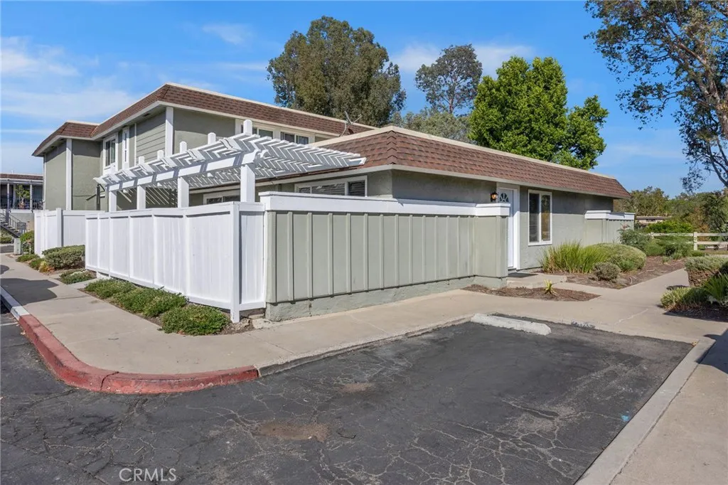 Mission Viejo, CA 92691