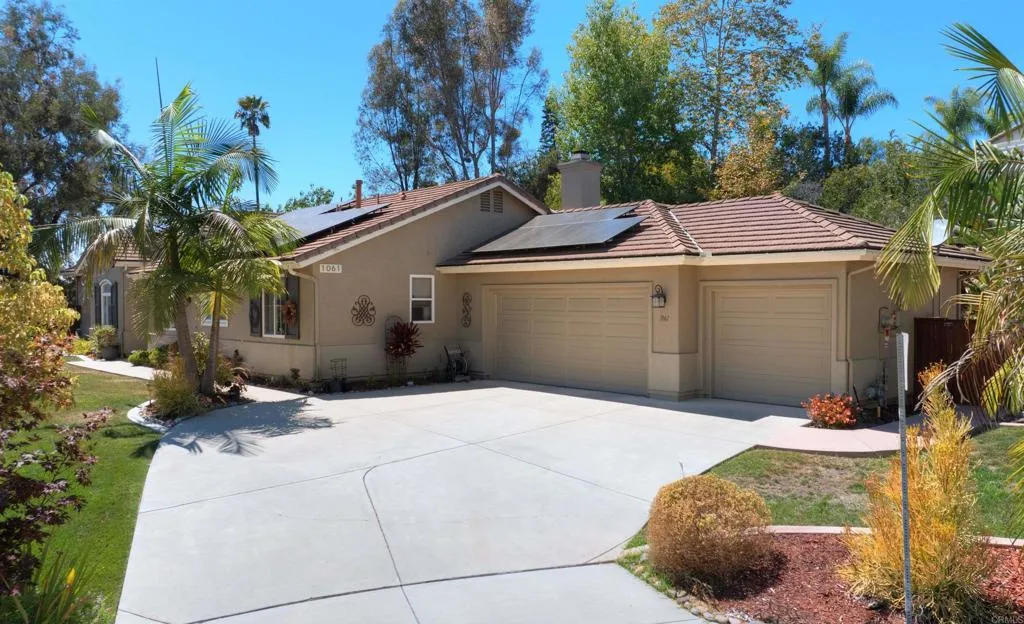 1061 Via Carina, Vista, CA 92081 - Main photo, Vista, CA