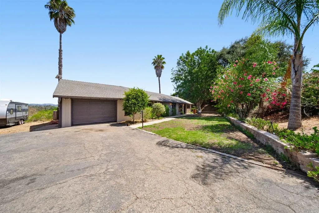 https://cdn.realtyfeed.com/cdn/127/306797437/0942b42d4d2ac14859c34ac833e88c7f.webp