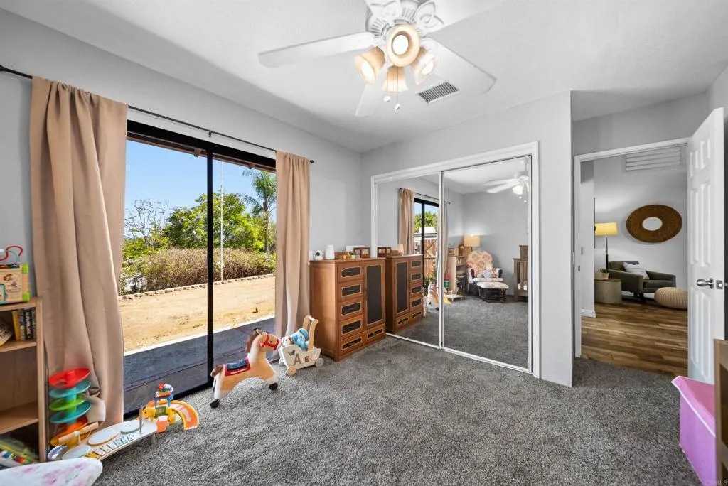 https://cdn.realtyfeed.com/cdn/127/306797437/33e70a012cfb8a91df058543c8c9bcd1.webp
