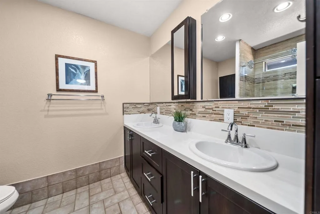 https://cdn.realtyfeed.com/cdn/127/306797437/3dfee3eb14845d6d7dd4150e394117af.webp