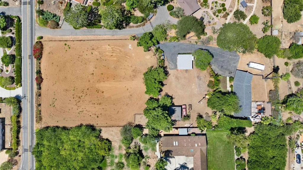 2020 Winterwarm Drive, Fallbrook, CA 92028 - Photo 3 of 71, Fallbrook, CA