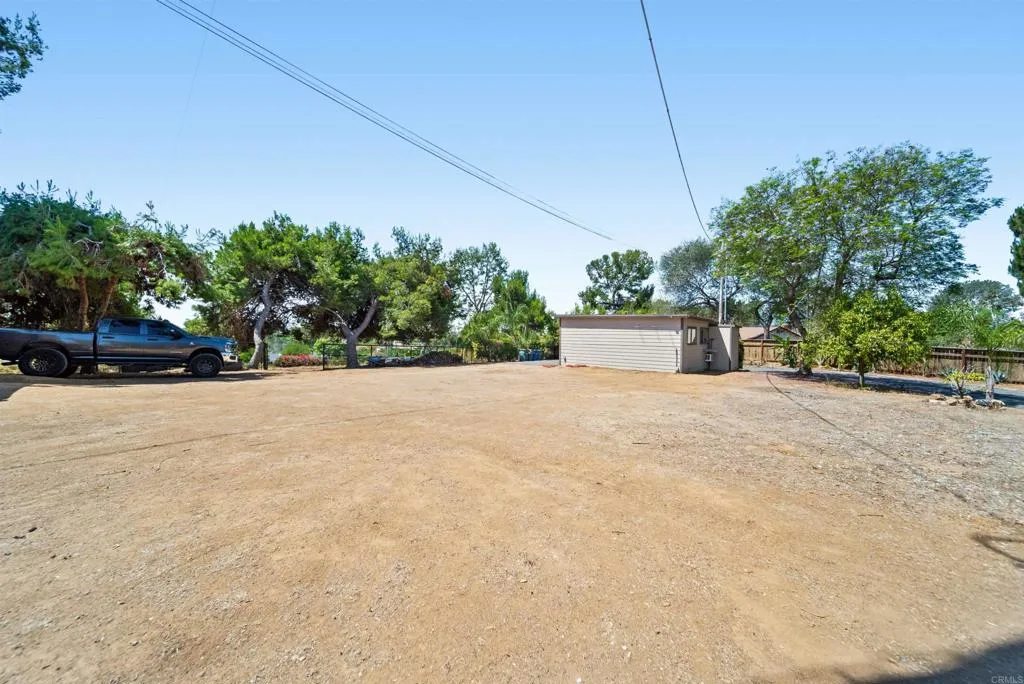 https://cdn.realtyfeed.com/cdn/127/306797437/7e5cfb24001776eb1114ad0b83242d60.webp