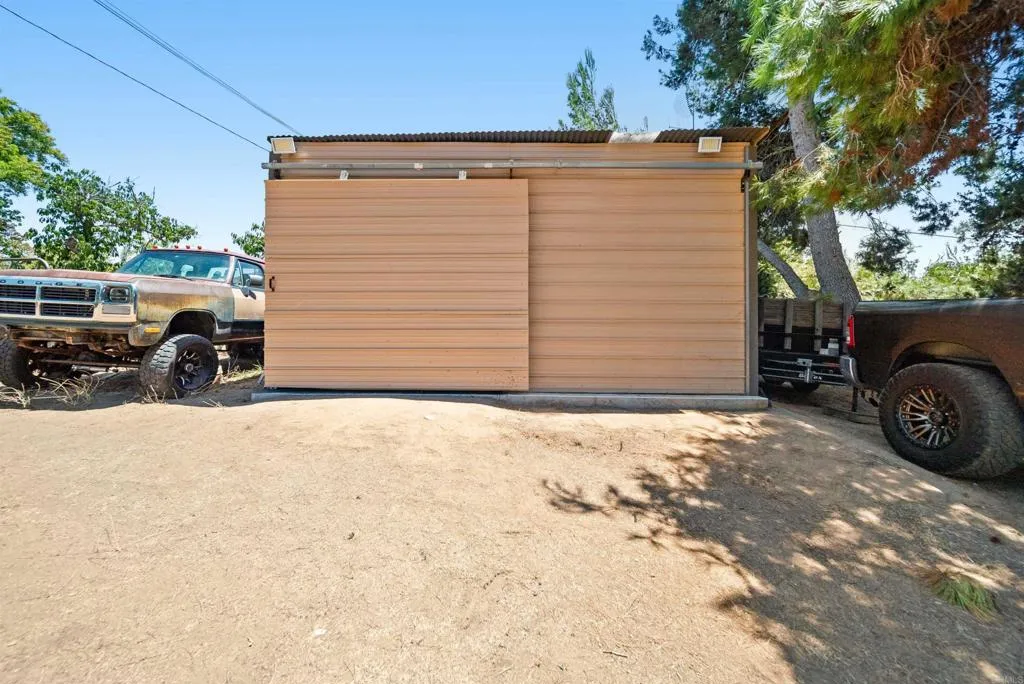 https://cdn.realtyfeed.com/cdn/127/306797437/8735d4b2256cb738689c275fb26c9b4a.webp