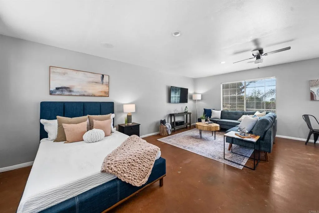 https://cdn.realtyfeed.com/cdn/127/306797437/902b2d3c20f01c7594d92abb4d646208.webp