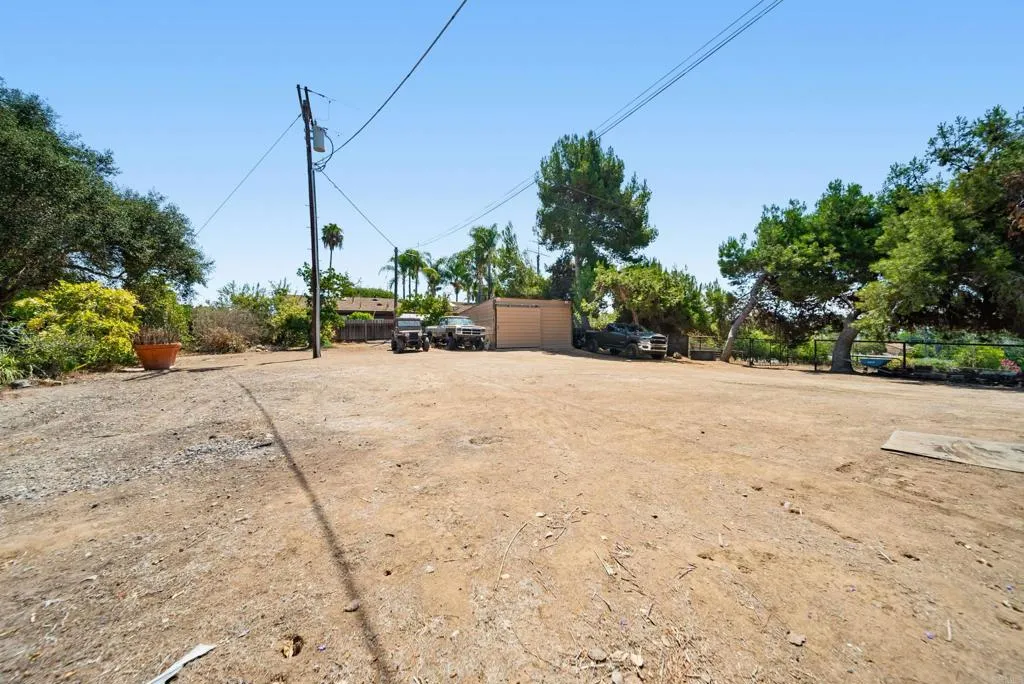 https://cdn.realtyfeed.com/cdn/127/306797437/d73c43ed73c87b11e895c4d39b1d9316.webp