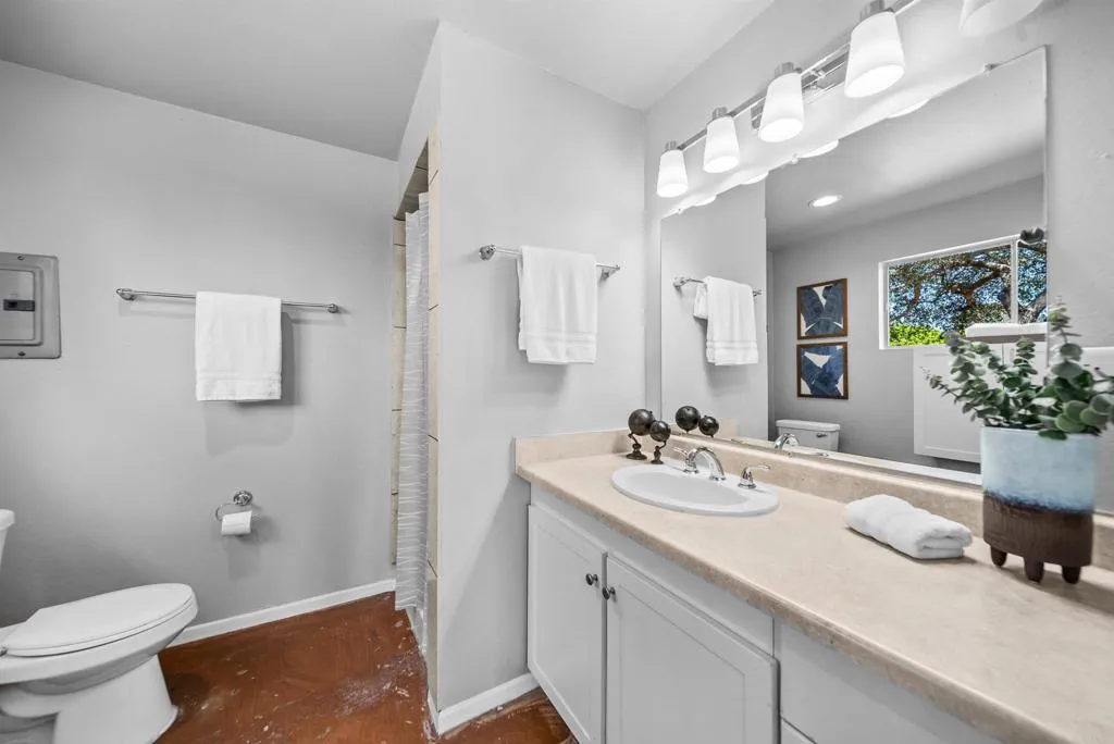 https://cdn.realtyfeed.com/cdn/127/306797437/e9c36f31e780ce1953f2aca657dd6295.webp