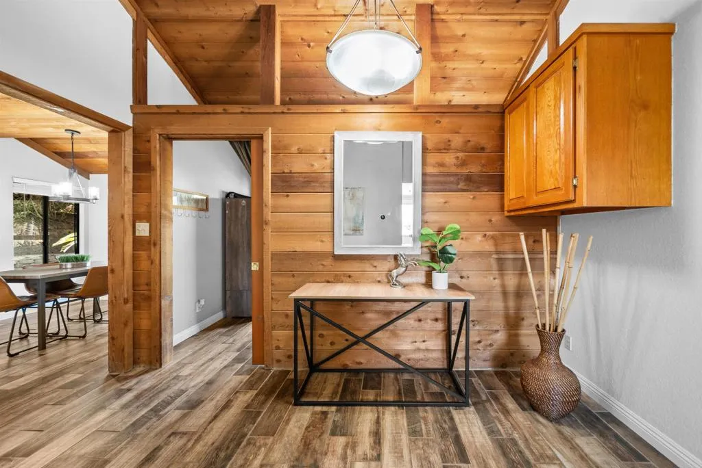 https://cdn.realtyfeed.com/cdn/127/306797437/ea151c355825e035a2bef38f081a4350.webp