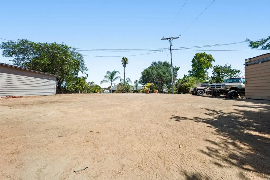 https://cdn.realtyfeed.com/cdn/127/306797437/f1363d452d001dafb39dc4f4d9b0053e.webp