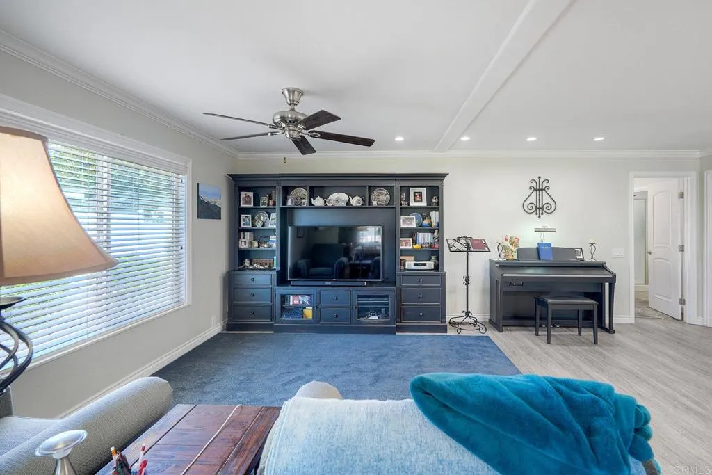 https://cdn.realtyfeed.com/cdn/127/306797478/1ccee184389e8e60e08cbed3bf4ef993.webp