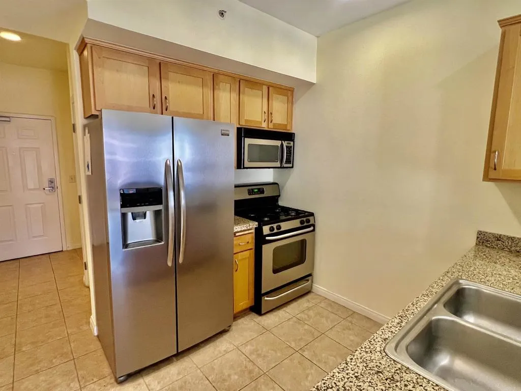 450 J Street Unit 6121, San Diego, CA 92101 - Photo 5 of 17, San Diego, CA